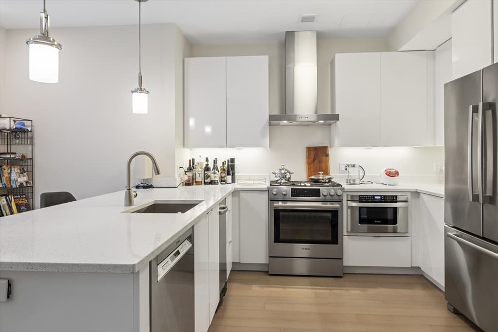 121 Portland Street # 707, Boston MA 02114 photo 12