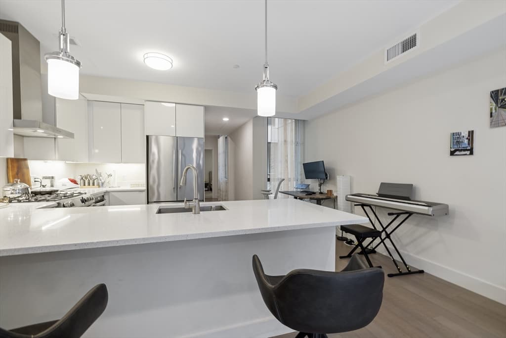 121 Portland Street # 707, Boston MA 02114 photo 3