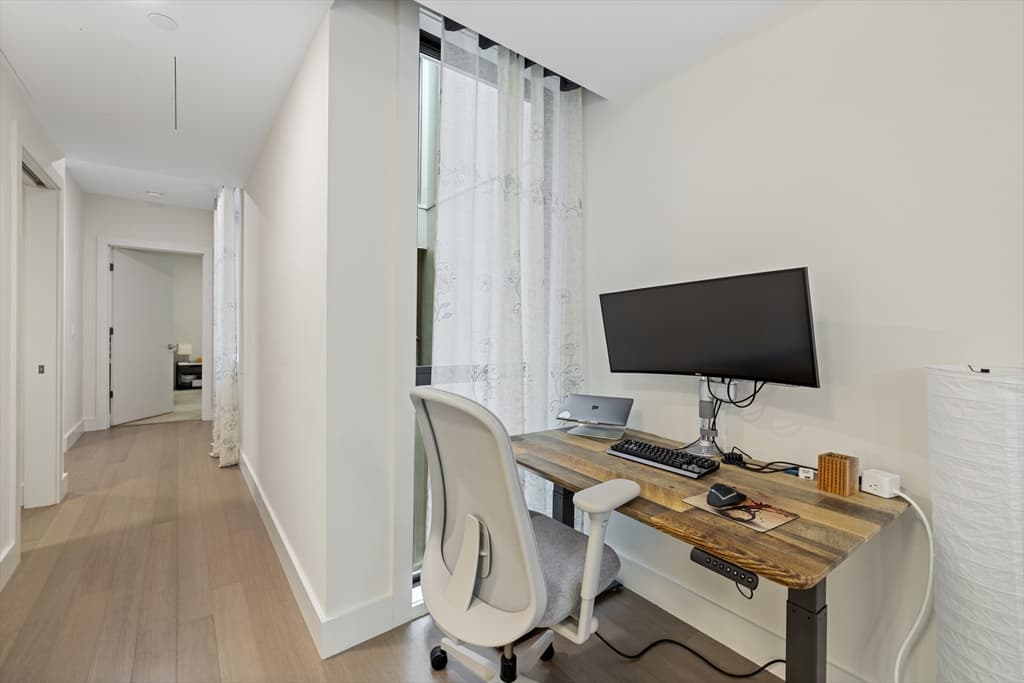 121 Portland Street # 707, Boston MA 02114 photo 15