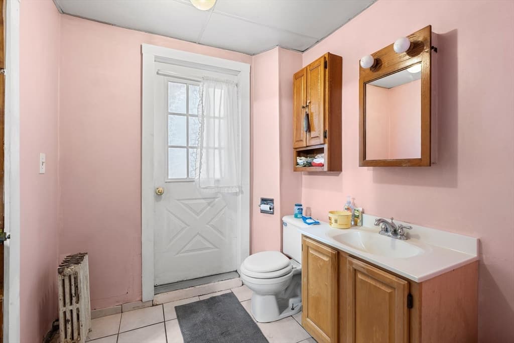 192 Lexington St, Boston MA 02128 photo 26