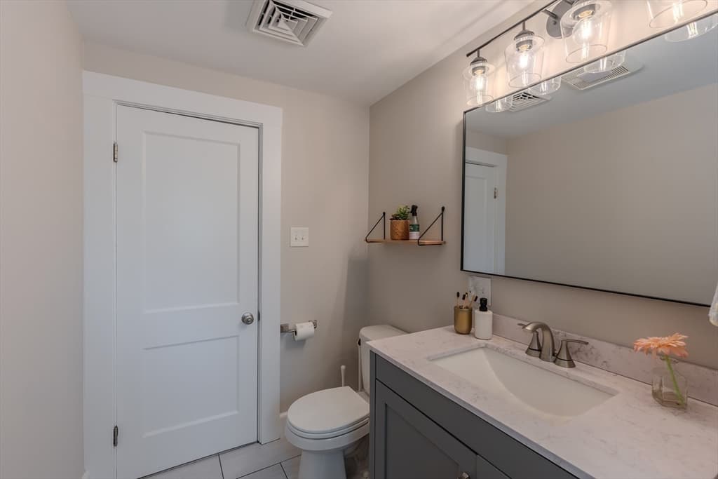 144 Salem Street, Reading MA 01867 photo 25