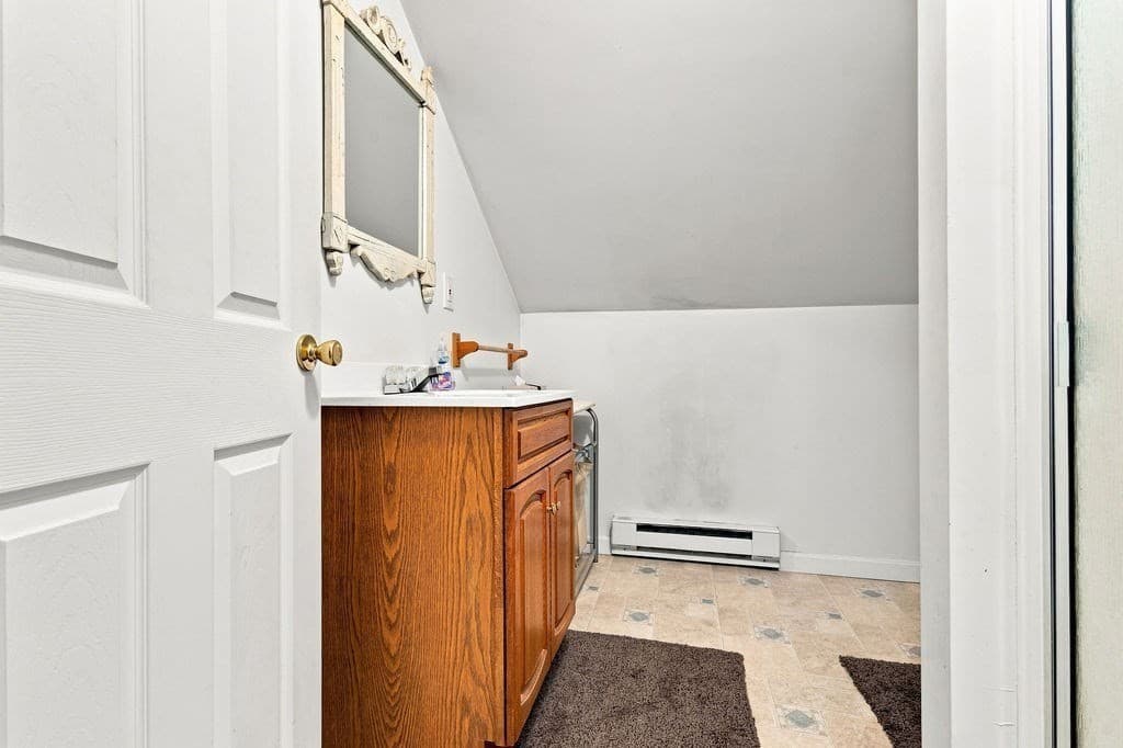 359-361 Brock Ave, New Bedford MA 02744 photo 32