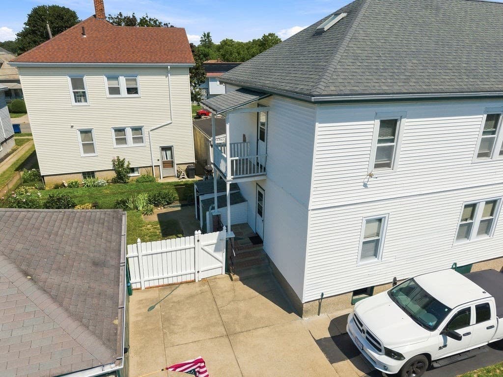 359-361 Brock Ave, New Bedford MA 02744 photo 38