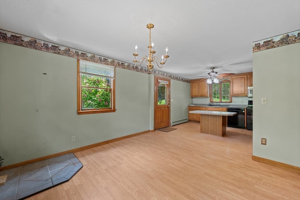 22 Smithville Rd, Spencer MA 01562 photo 7