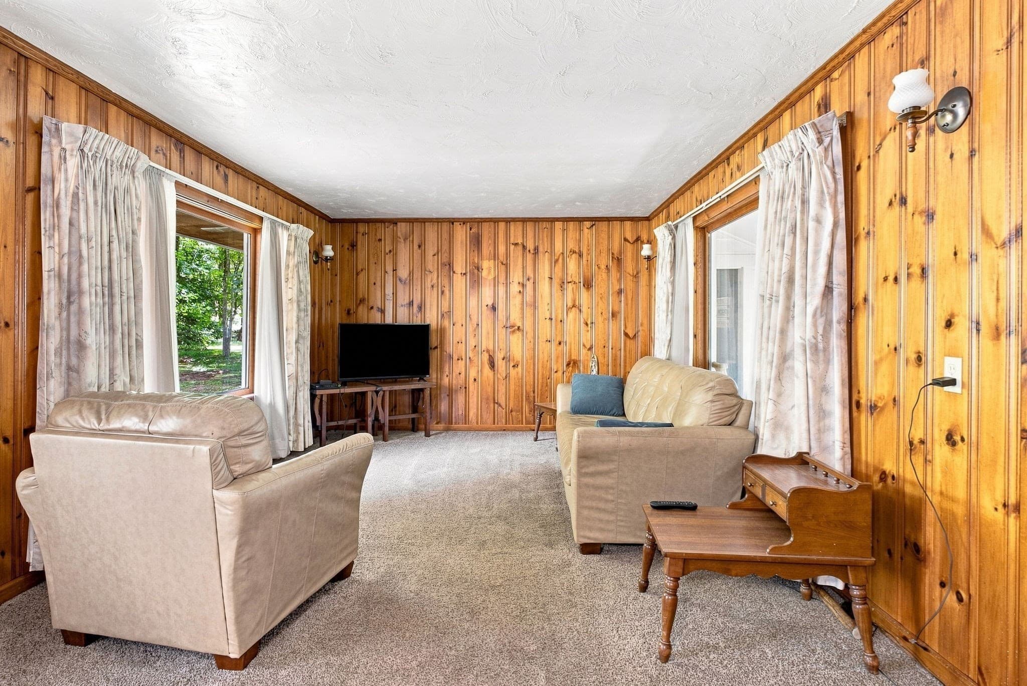 Single Family Residence at 262 West Street, Winchendon MA 01475, Winchendon, photo 5 of 23