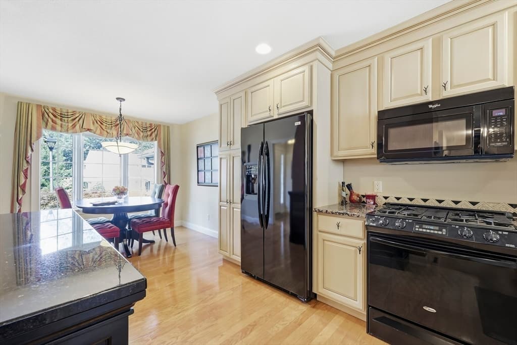 341 Pinehurst Dr. # 341, East Longmeadow MA 01028 photo 5
