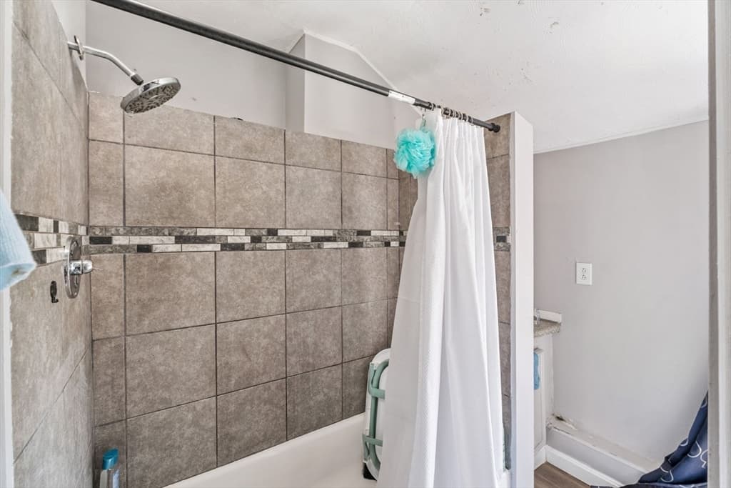 88 Granite St, Leominster MA 01453 photo 31