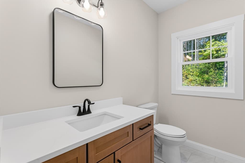 80 Hampstead St, Methuen MA 01844 photo 14