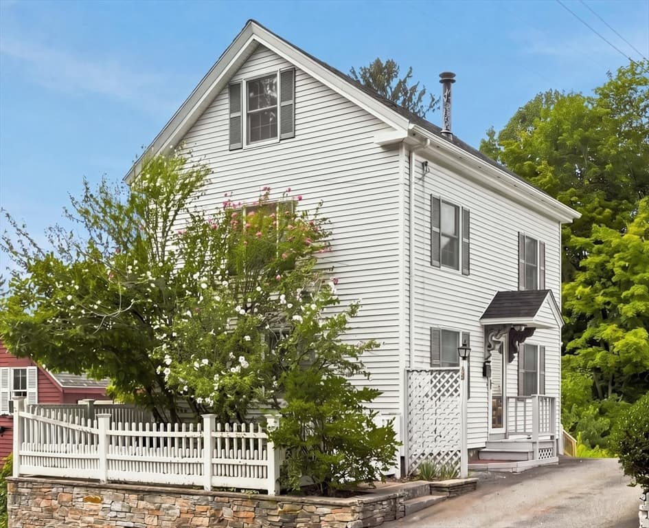 58 Morton Street # A, Andover MA 01810