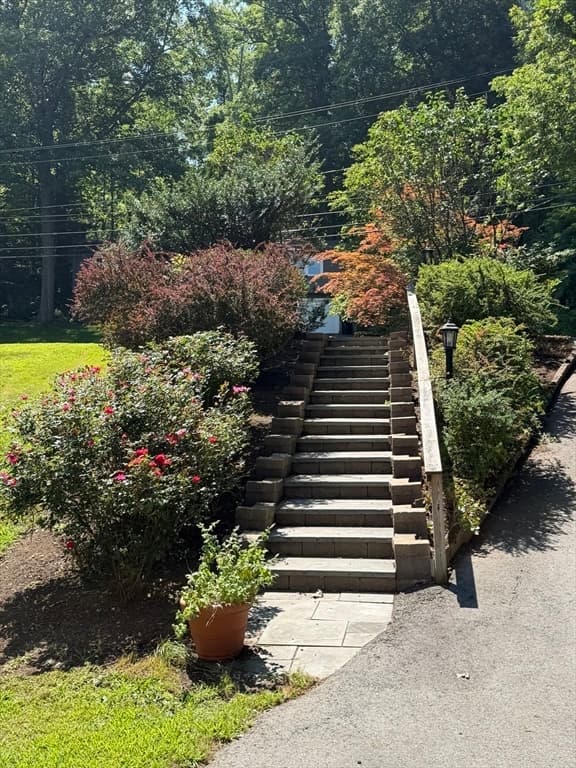 33 Carter Drive, Framingham MA 01701 photo 5