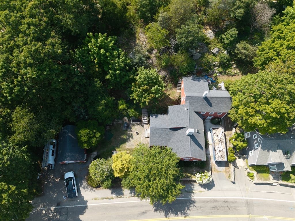 166 Hull St, Hingham MA 02043