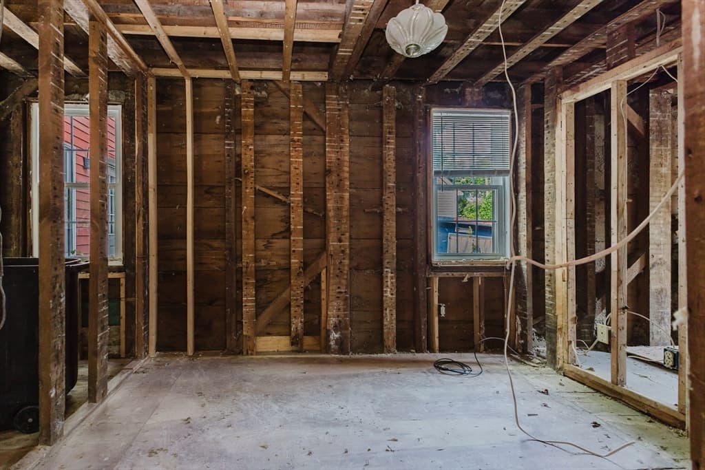 166 Hull St, Hingham MA 02043 photo 14