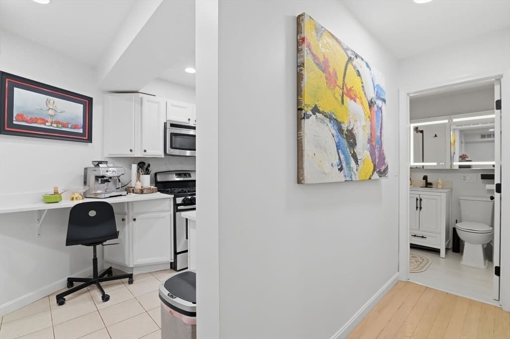 1584 Beacon St # A, Brookline MA 02446 photo 27