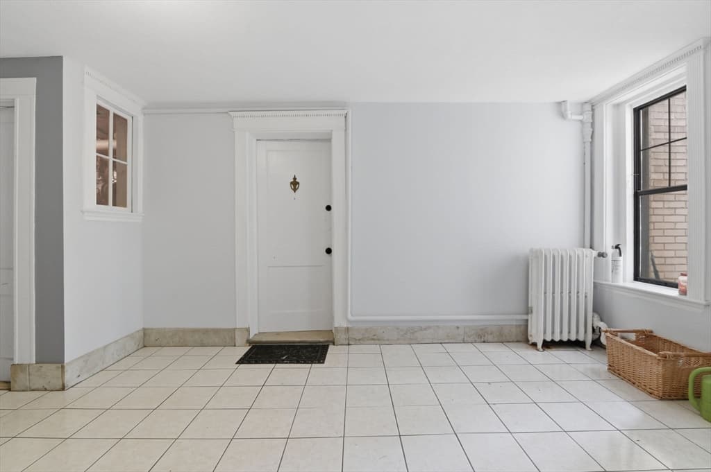1584 Beacon St # A, Brookline MA 02446 photo 7