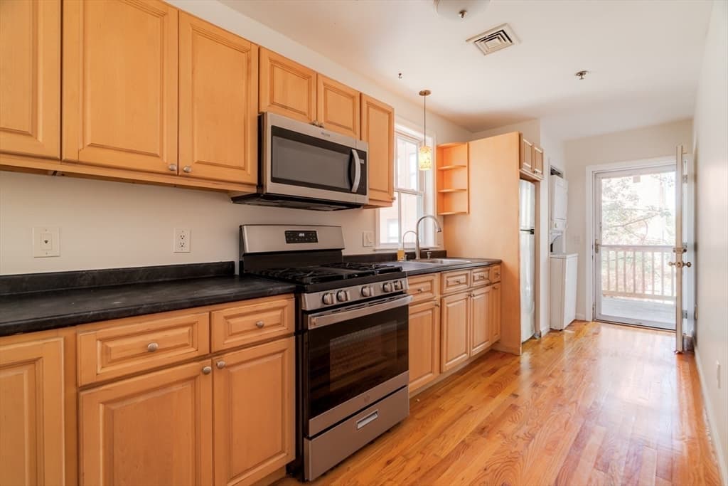 28 Forbes St # 1, Boston MA 02130 photo 4