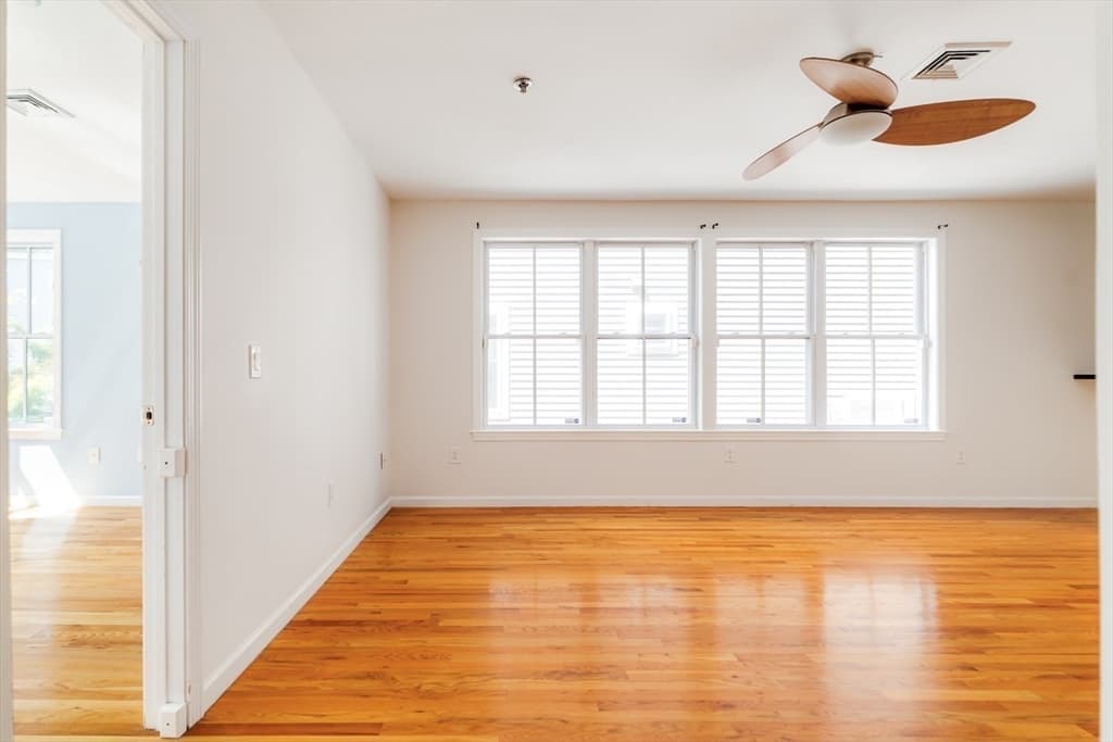 28 Forbes St # 1, Boston MA 02130 photo 8