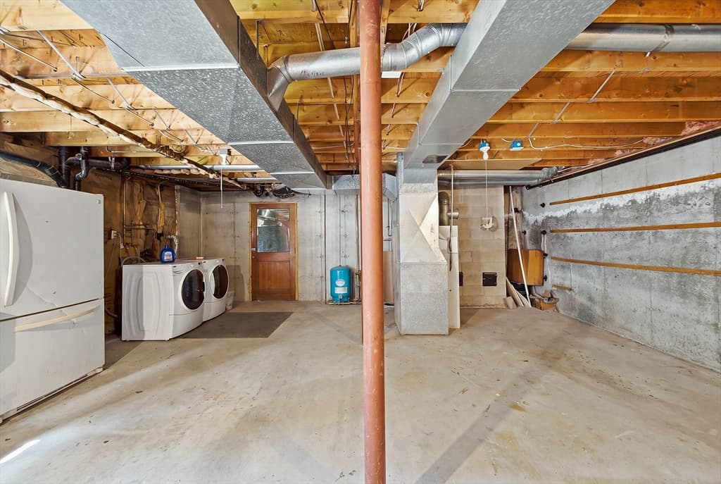 2 Birch St, Oxford MA 01540 photo 35