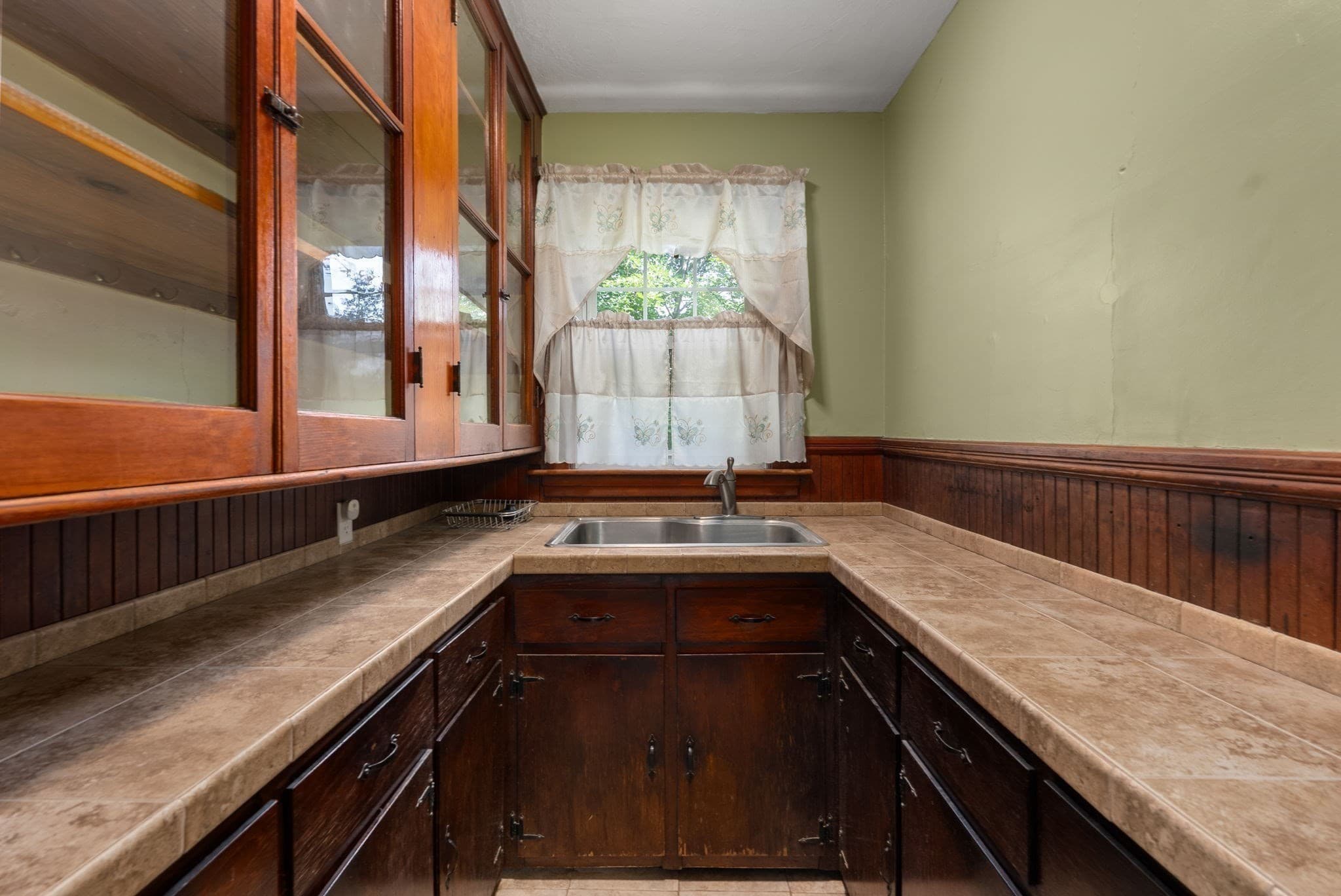 Single Family Residence at 7-A Upper Beacon Street, Maynard MA 01754, Maynard, photo 9 of 38