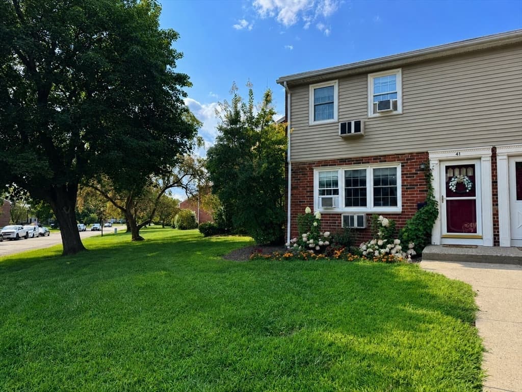 Condominium at 540 Granby Rd # 41, South Hadley MA 01075, South Hadley, photo 2 of 42