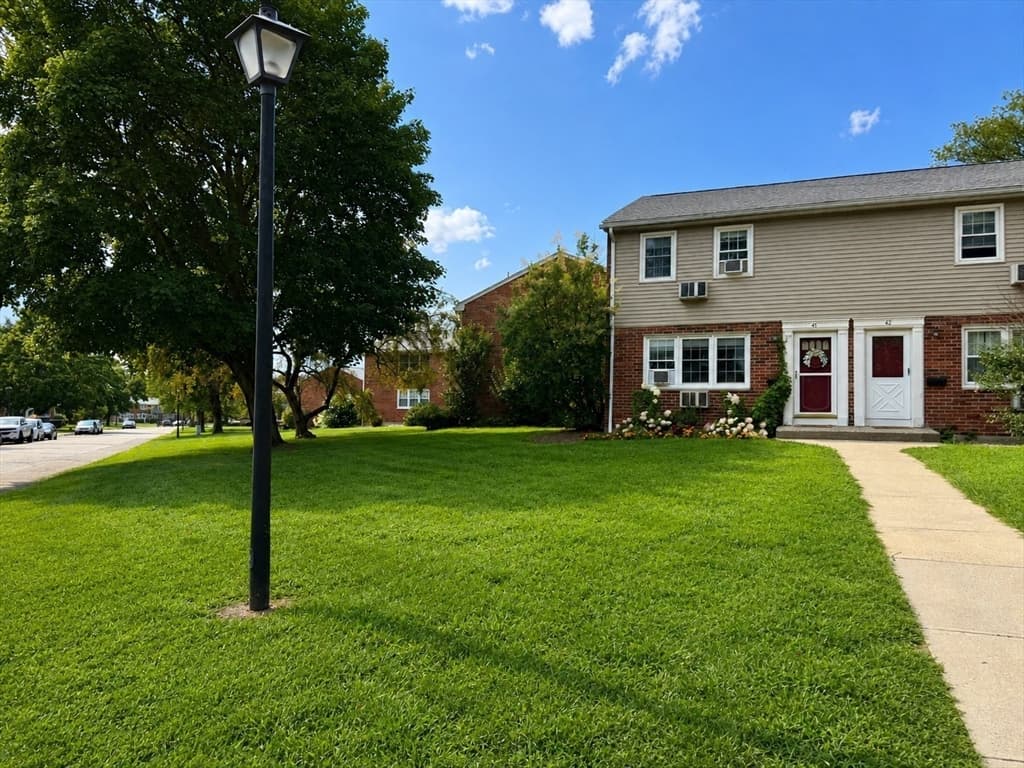 Condominium at 540 Granby Rd # 41, South Hadley MA 01075, South Hadley, photo 3 of 42
