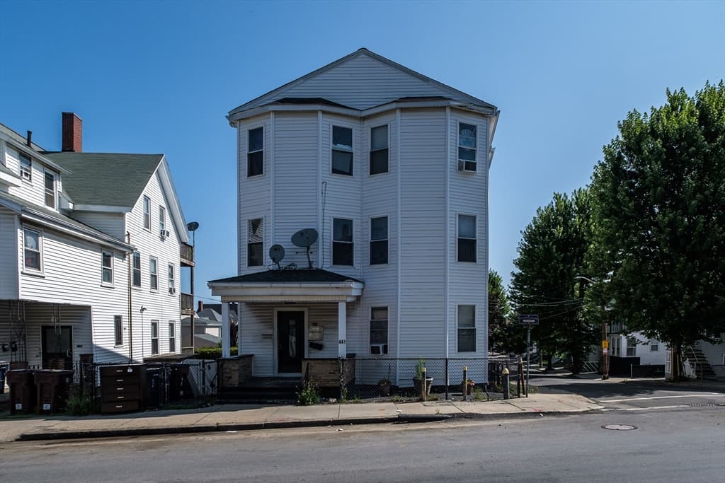 441-445 Ferry St, Everett MA 02149 photo 17