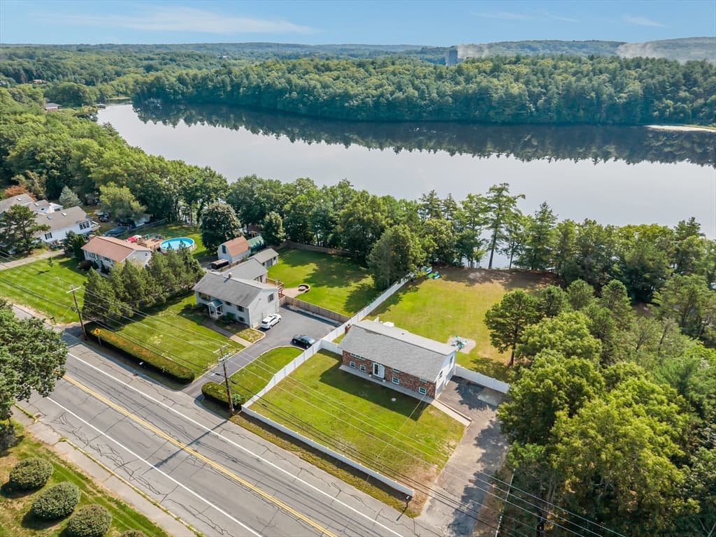 1566 Victory Hwy, North Smithfield RI 02896 photo 5