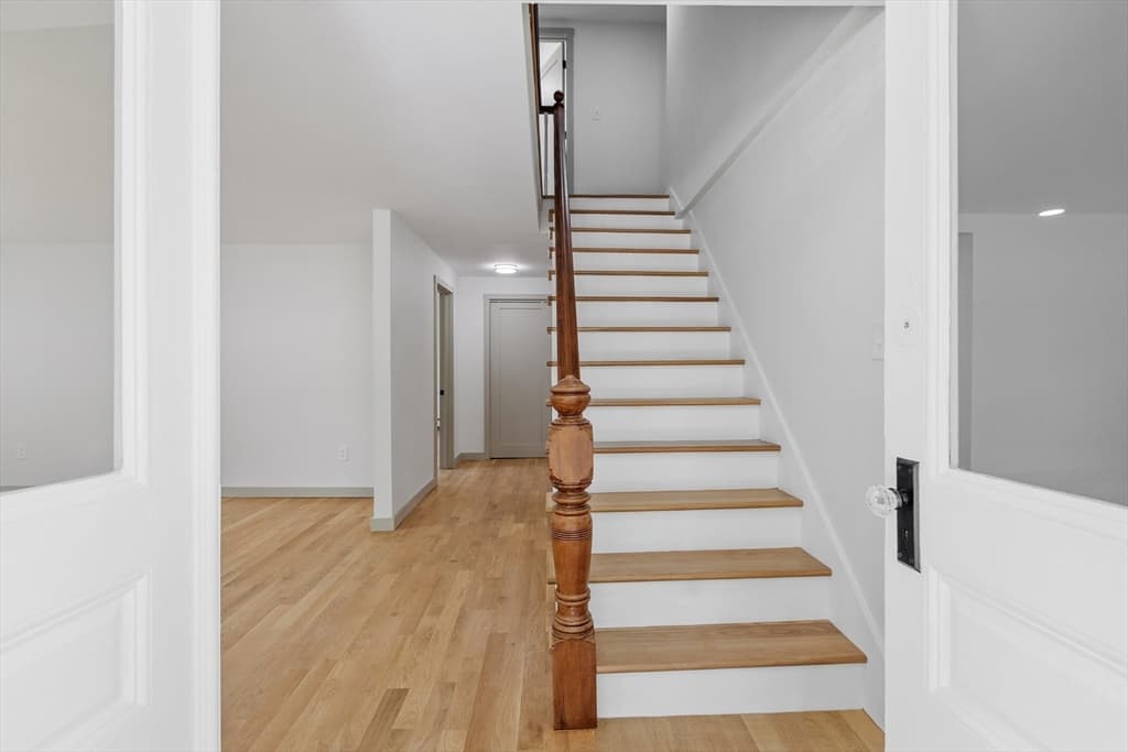 25 Main St, Ashburnham MA 01430 photo 3