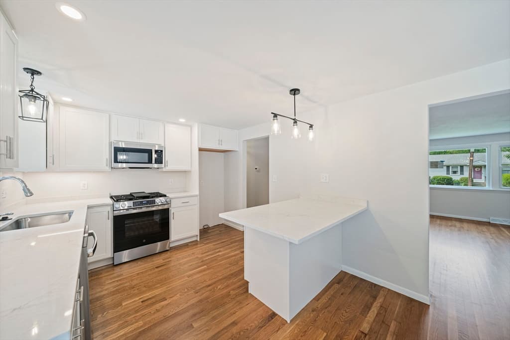 36 Vine Street, Randolph MA 02368 photo 5