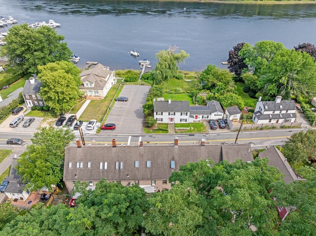 31 Merrimac St # 31, Amesbury MA 01913 photo 34
