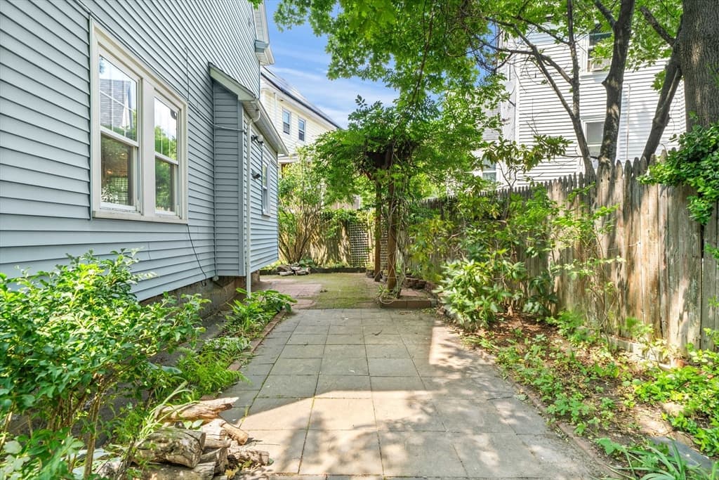 12 Oakridge Street, Boston MA 02124 photo 31