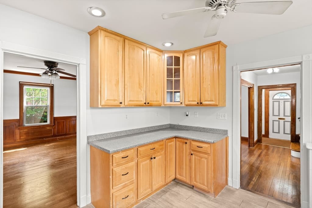 12 Oakridge Street, Boston MA 02124 photo 4