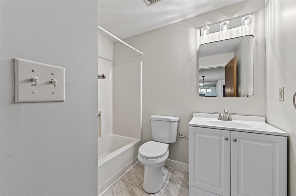80 Stanton St # 27, Worcester MA 01605 photo 8
