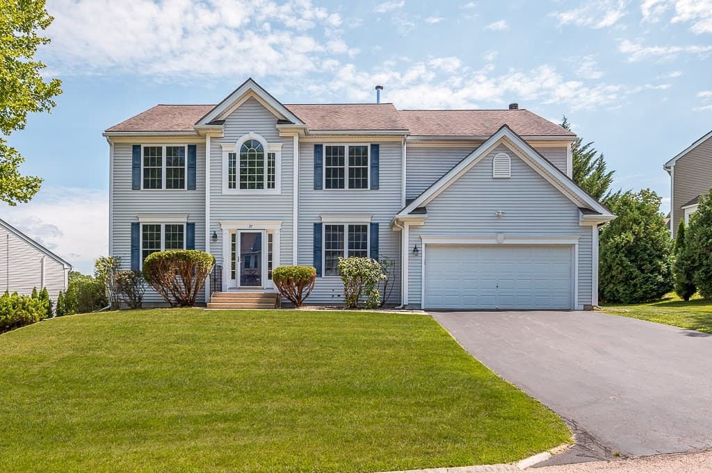 37 Aspen Avenue, Grafton MA 01560