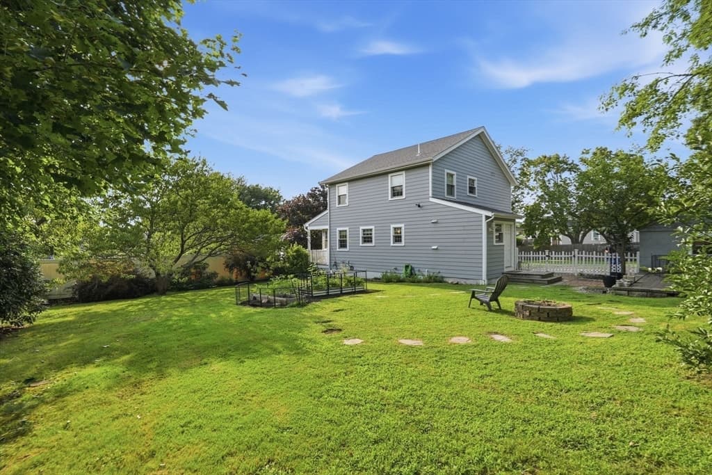 76 Whitlow St, New Bedford MA 02740 photo 20
