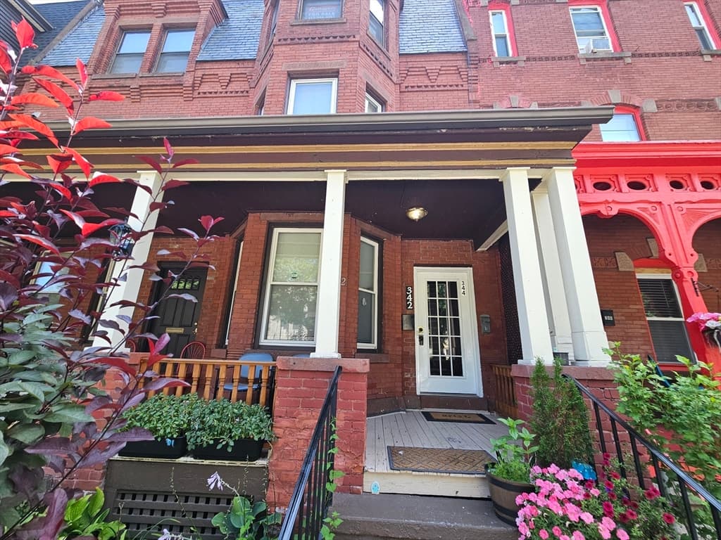344 Maple St # 344, Holyoke MA 01040