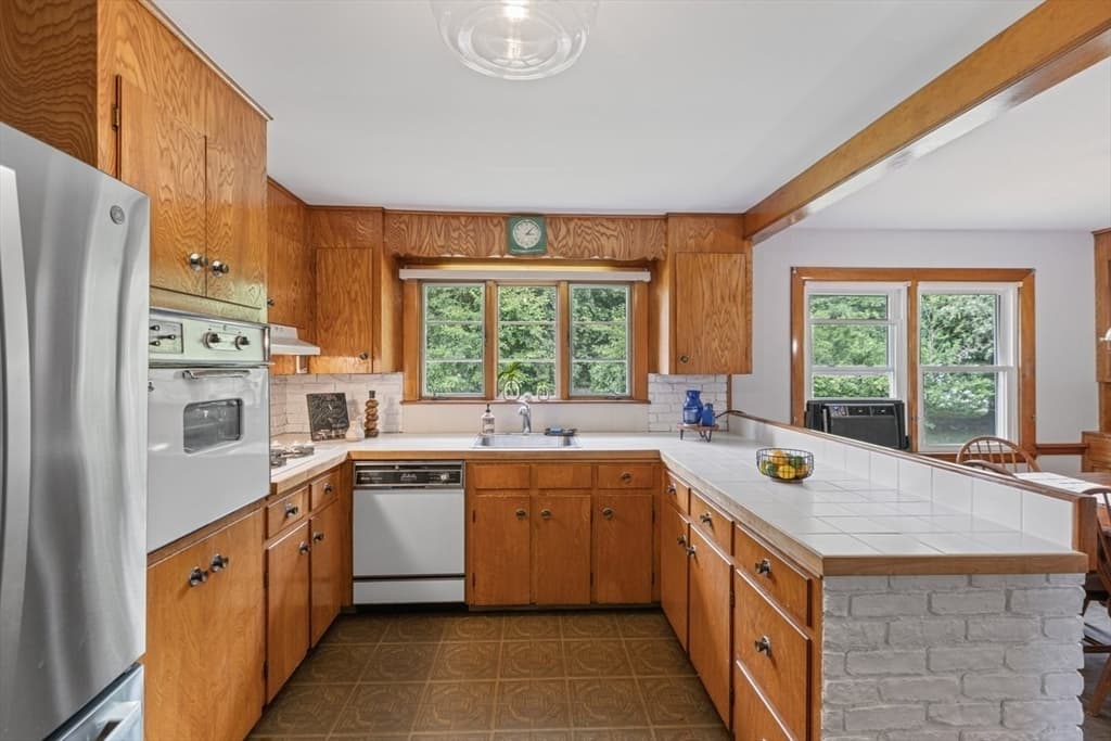 50 Fernwood Ave, Haverhill MA 01835 photo 14