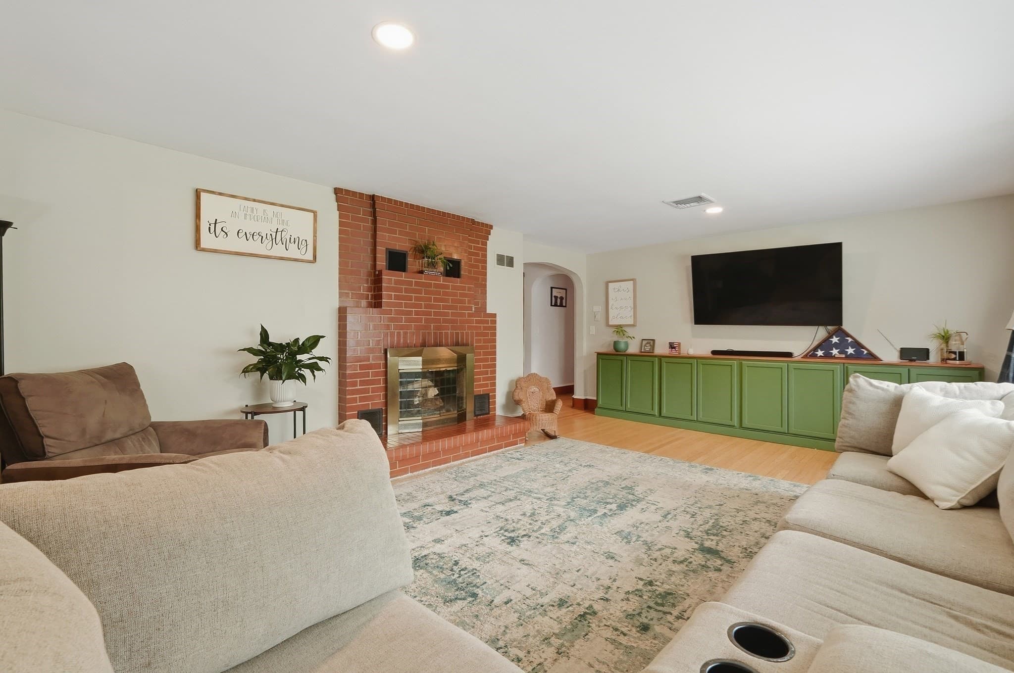 Single Family Residence at 663 Orchard St, Raynham MA 02767, Raynham, photo 5 of 35