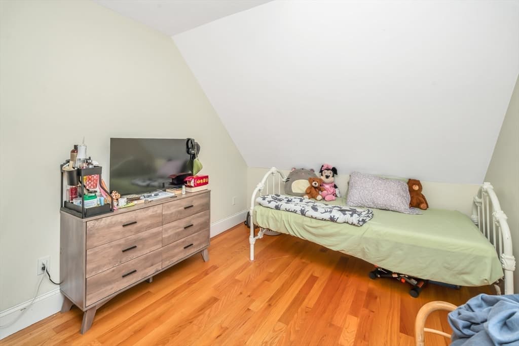 134 Willow St, Quincy MA 02170 photo 14
