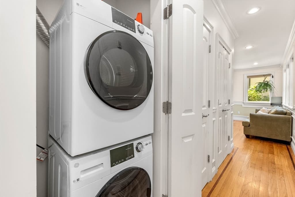 24 Custer St # 1, Boston MA 02130 photo 11