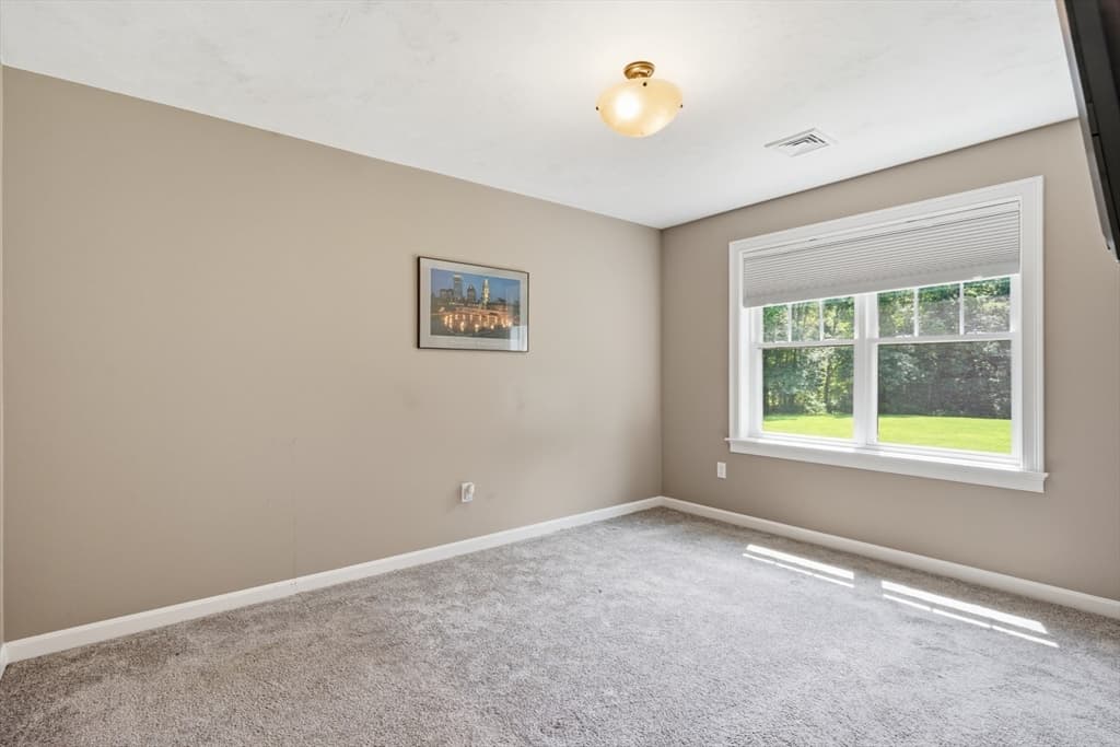 277 Yew St, Douglas MA 01516 photo 17