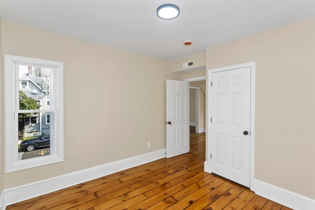 58 Euclid Ave, Springfield MA 01108 photo 27