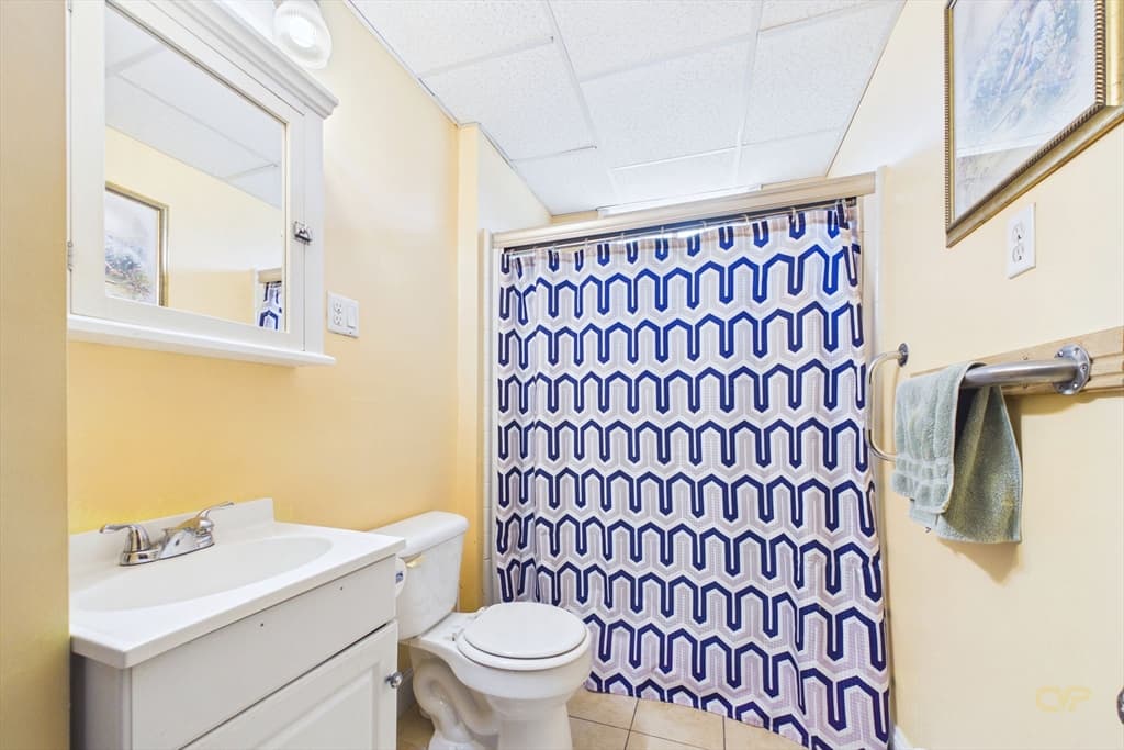 198 Eugenia St, New Bedford MA 02745 photo 22