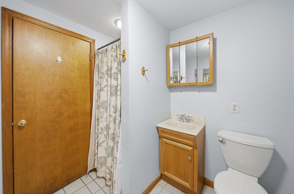27 Reilly Ave, Blackstone MA 01504 photo 29