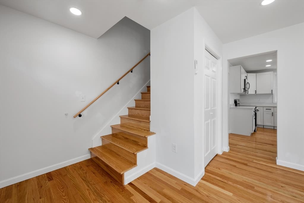 93 Brown St # B, Leicester MA 01611 photo 12