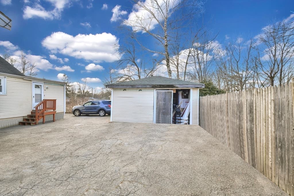 469 Summer St, Brockton MA 02302 photo 24