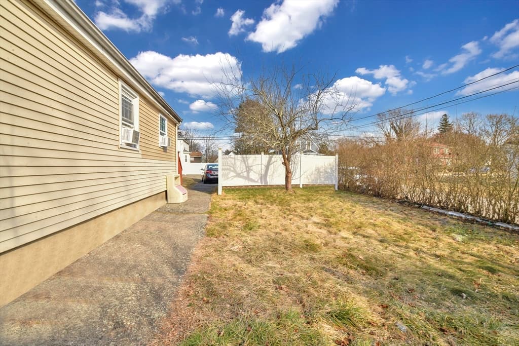 469 Summer St, Brockton MA 02302 photo 25