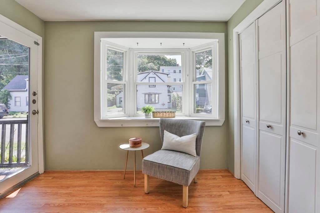 23 Bailey St, Lynn MA 01904 photo 8