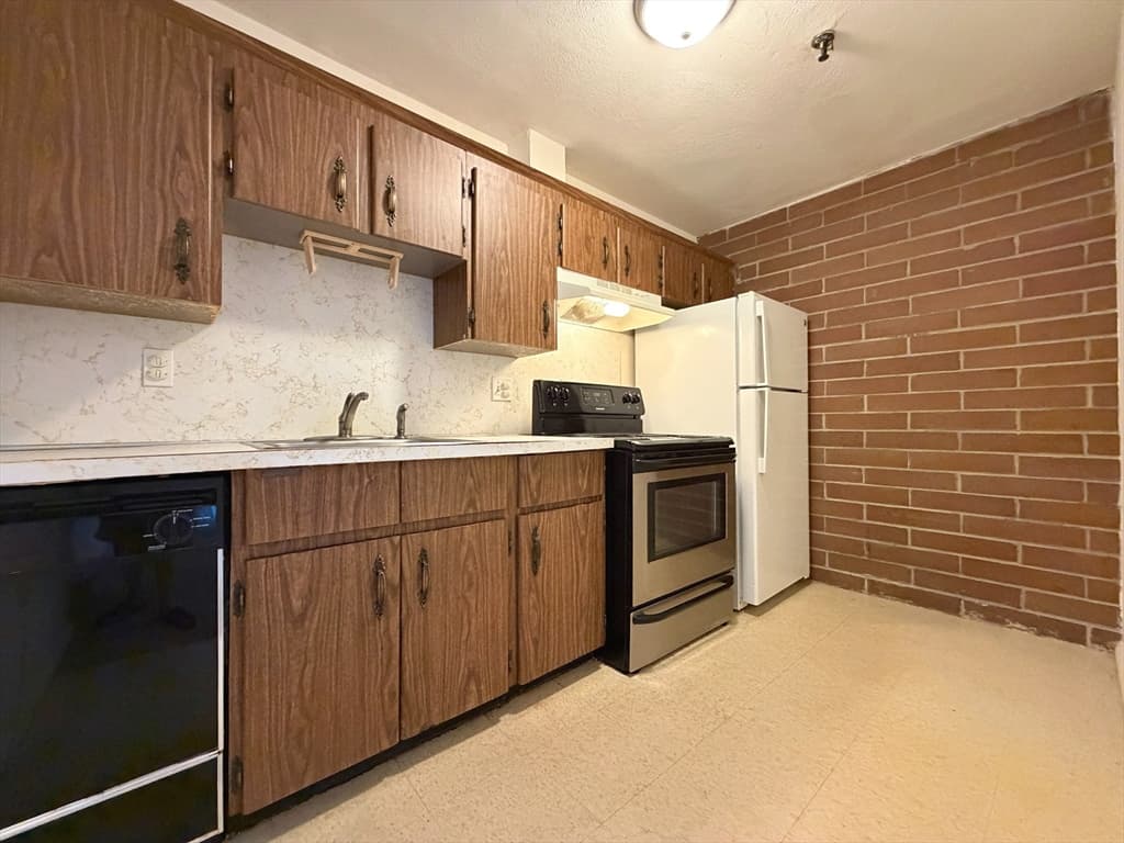 115 W Squantum St # 616, Quincy MA 02171 photo 28
