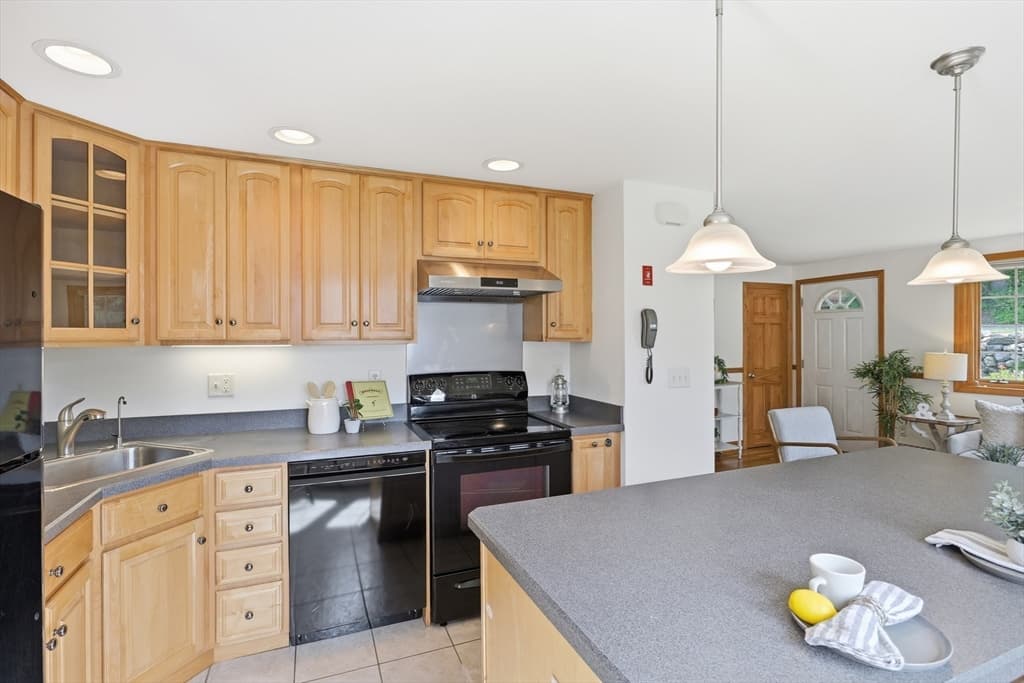 111 Nashua Rd, Billerica MA 01862 photo 11