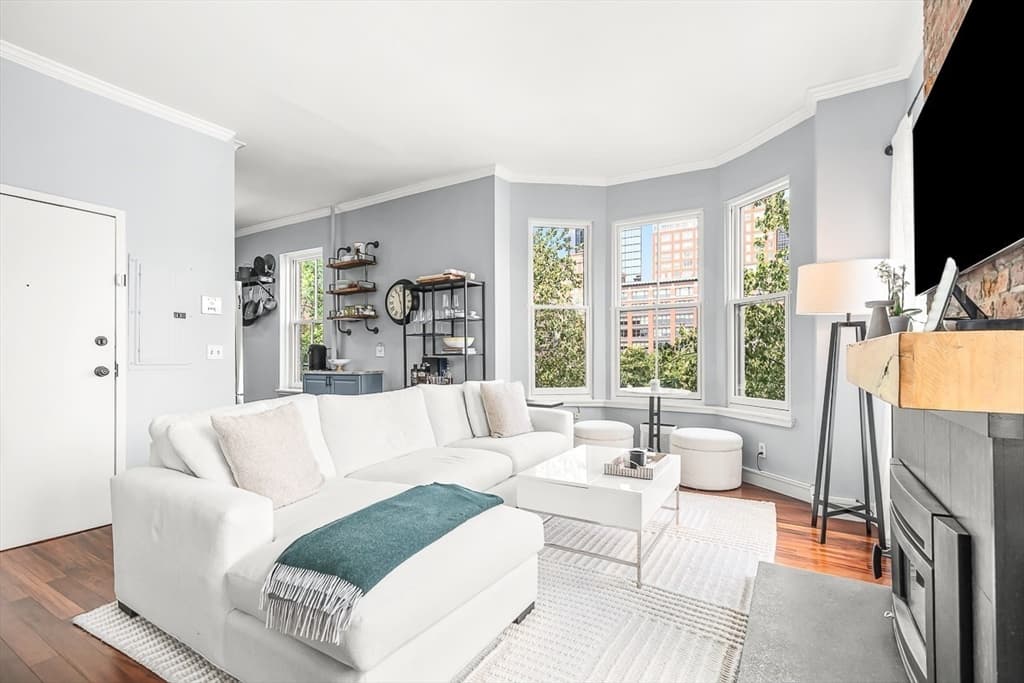 17 Cazenove St # 408, Boston MA 02116 photo 7